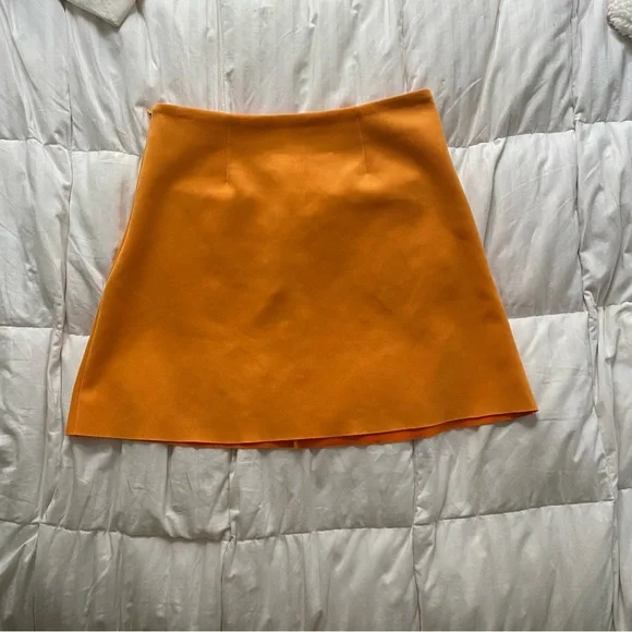 ❌LAST CHANCE! ❌ Zara Orange A-Line Mini Skirt - Picture 3 of 5